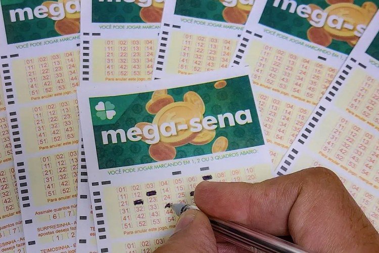 Mega-sena sorteia prêmio acumulado de R$ 165 milhões neste domingo​‌​