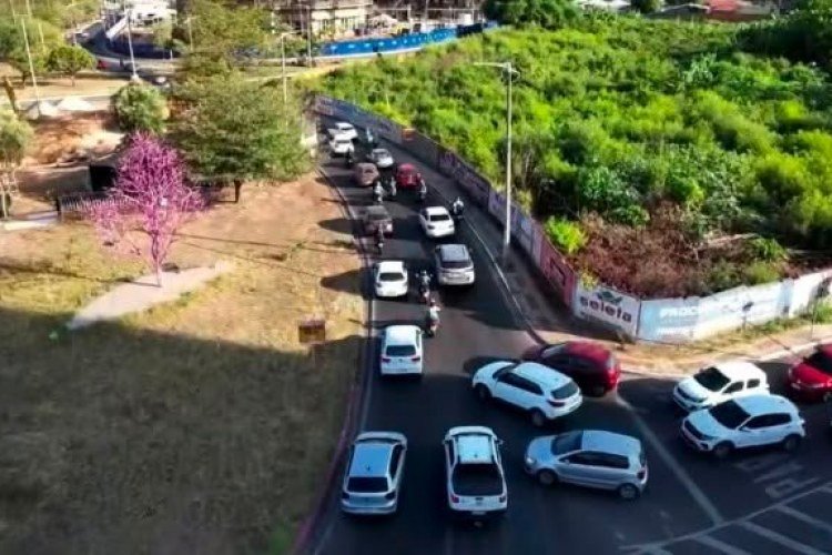 Trecho da Avenida Cajuína interditado para obras na zona Leste de Teresina​‌​