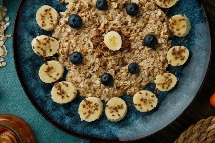 Benefícios da aveia e farinha de banana verde para a saúde​‌​