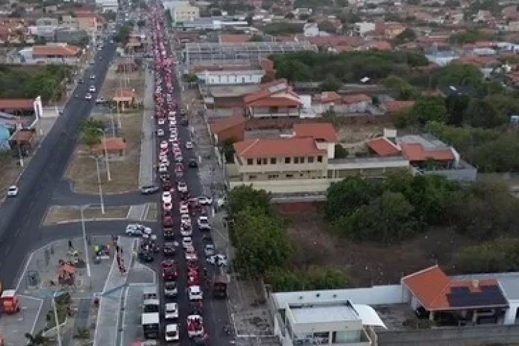 Apoio a Lula mobiliza manifestantes em Parnaíba​‌​