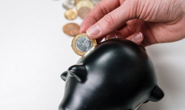 Borracheiro de Quixeramobim paga carro com milhares de moedas de R$ 1​‌​