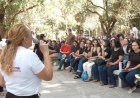 Auxiliares educacionais param atividades e exigem equiparação salarial em Teresina​‌​